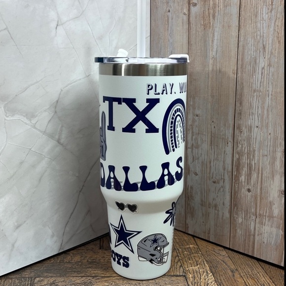 Dallas Cowboys Officially Licensed Game Day Spirit 40 oz Tumbler - New in Box - Picture 3 of 5